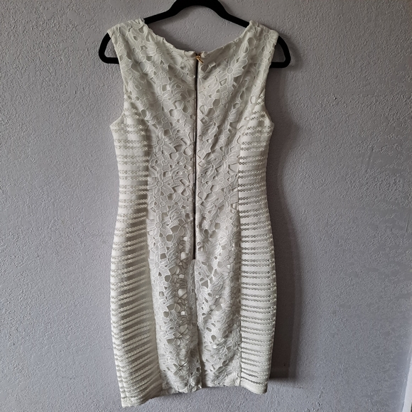 Calvin Klein White Floral Lace Dress - Picture 5 of 8